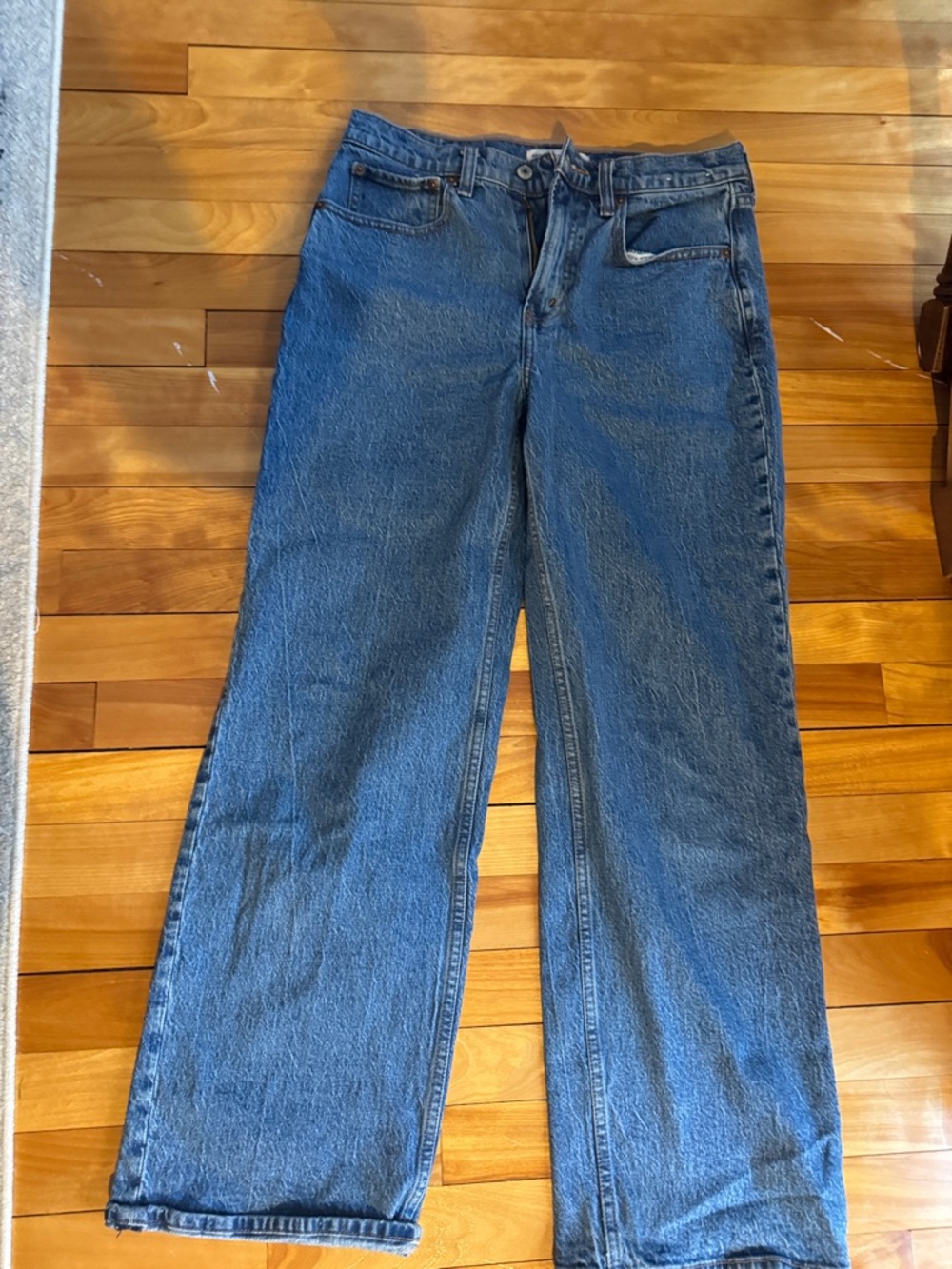 Abercrombie & Fitch Women's Straight-Leg Blue Jeans